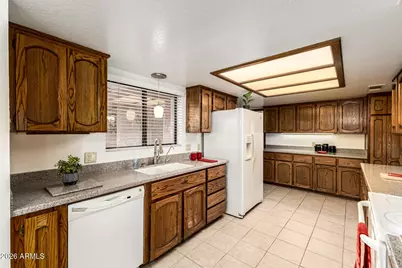 9337 N 111th Drive, Sun City, AZ 85351 - Photo 6