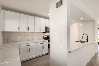 4001 N 8th Avenue, Phoenix, AZ 85013 - Photo 16