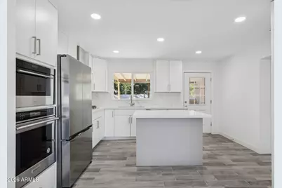 4144 N 36th Street N, Phoenix, AZ 85018 - Photo 8