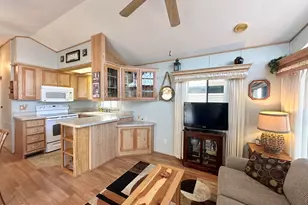 916 S Mineshaft Dr, Apache Junction, AZ 85119 - Photo 10