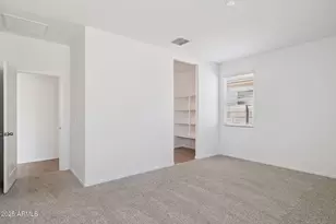 25268 N 184th Ln, Wittmann, AZ 85361 - Photo 22