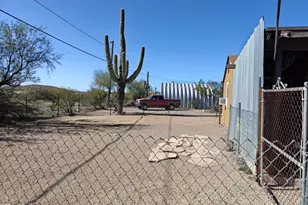 2417 W Roughrider Rd, New River, AZ 85087 - Photo 38