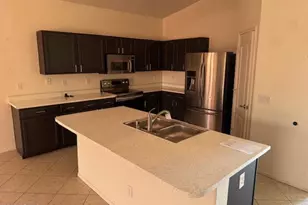 6302 N 69th Dr, Glendale, AZ 85303 - Photo 6