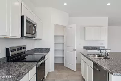 1561 E Glazier Drive, Casa Grande, AZ 85122 - Photo 2