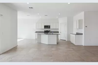 1561 E Glazier Drive, Casa Grande, AZ 85122 - Photo 4