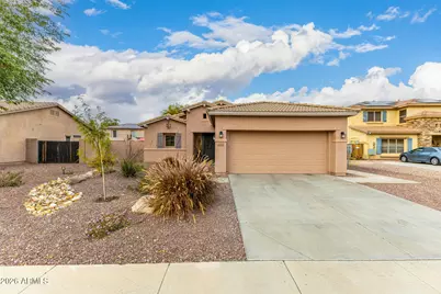 17746 W Desert Lane, Surprise, AZ 85388 - Photo 2