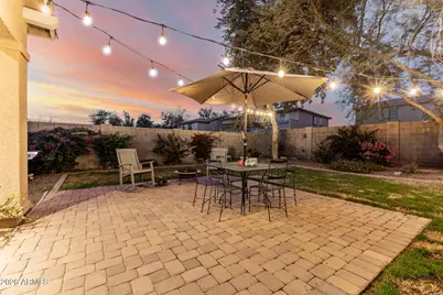 17746 W Desert Lane, Surprise, AZ 85388 - Photo 40