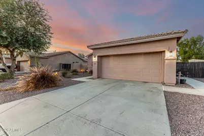 17746 W Desert Lane, Surprise, AZ 85388 - Photo 34