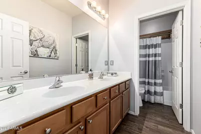 17746 W Desert Lane, Surprise, AZ 85388 - Photo 26