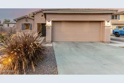 17746 W Desert Lane, Surprise, AZ 85388 - Photo 32