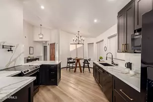 22 E Caroline Ln, Tempe, AZ 85284 - Photo 24