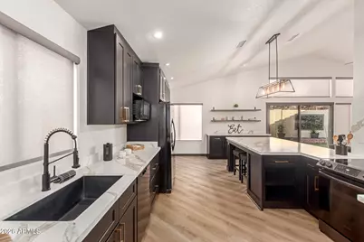 22 E Caroline Lane, Tempe, AZ 85284 - Photo 20