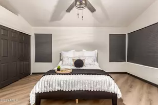 22 E Caroline Ln, Tempe, AZ 85284 - Photo 28