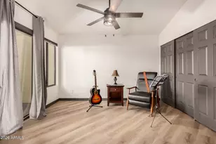 22 E Caroline Ln, Tempe, AZ 85284 - Photo 44