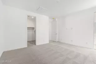 2446 W Maximo Wy, Phoenix, AZ 85085 - Photo 14