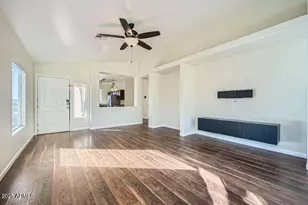 15436 W Port Royale Ln, Surprise, AZ 85379 - Photo 24