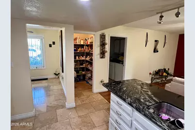 10854 N 42nd Avenue, Phoenix, AZ 85029 - Photo 12