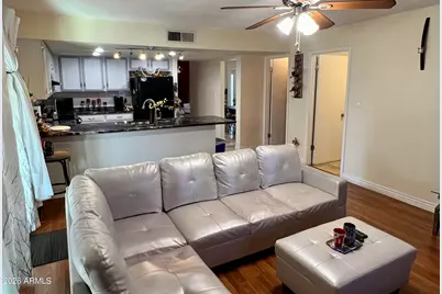 10854 N 42nd Avenue, Phoenix, AZ 85029 - Photo 18