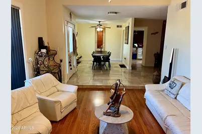 10854 N 42nd Avenue, Phoenix, AZ 85029 - Photo 8