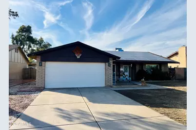 10854 N 42nd Avenue, Phoenix, AZ 85029 - Photo 2