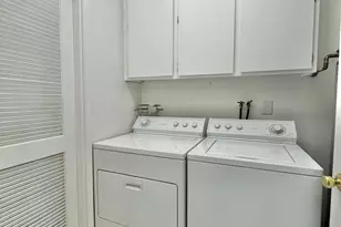 9718 W Oak Ridge Dr, Sun City, AZ 85351 - Photo 10