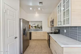 1914 E Citation Ln, Tempe, AZ 85284 - Photo 20