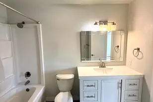 6678 N 43rd Ave, Glendale, AZ 85301 - Photo 12