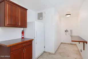 1059 E Broadmor Dr, Tempe, AZ 85282 - Photo 16