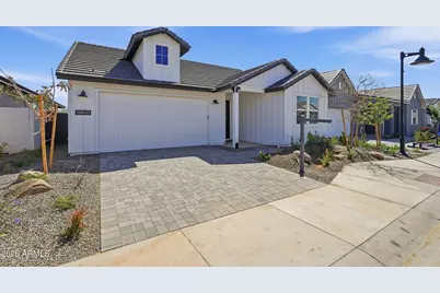 10853 N Blakely Street, Surprise, AZ 85388 - Photo 2