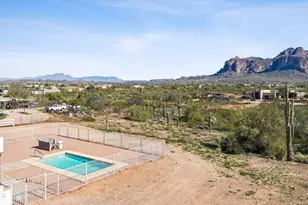 2082 E Tepee St, Apache Junction, AZ 85119 - Photo 46