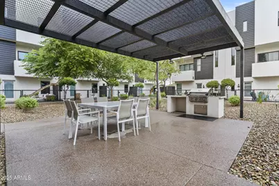 325 E Coronado Road #8, Phoenix, AZ 85004 - Photo 30