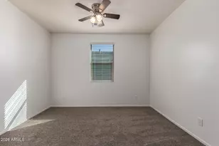 18174 W Robin Ln, Surprise, AZ 85387 - Photo 12