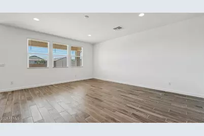 1564 E Glazier Drive E, Casa Grande, AZ 85122 - Photo 6