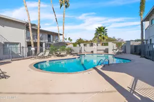 4114 E Calle Redonda, Phoenix, AZ 85018 - Photo 1