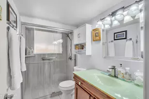 4114 E Calle Redonda, Phoenix, AZ 85018 - Photo 8