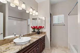8841 W Port Royale Ln, Peoria, AZ 85381 - Photo 44