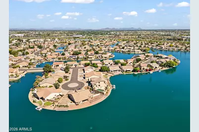 8841 W Port Royale Lane, Peoria, AZ 85381 - Photo 14