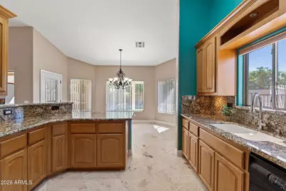 8841 W Port Royale Lane, Peoria, AZ 85381 - Photo 30