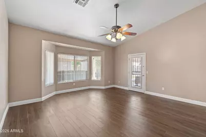 8841 W Port Royale Lane, Peoria, AZ 85381 - Photo 36
