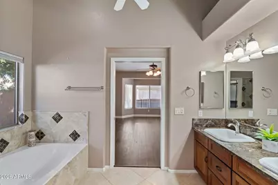 8841 W Port Royale Lane, Peoria, AZ 85381 - Photo 46