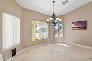 8841 W Port Royale Ln, Peoria, AZ 85381 - Photo 22