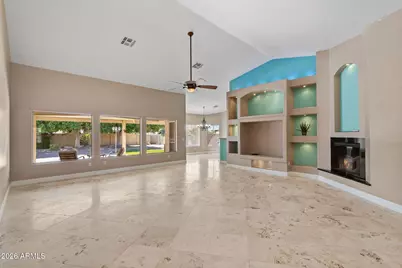 8841 W Port Royale Lane, Peoria, AZ 85381 - Photo 16