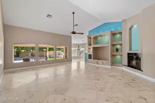 8841 W Port Royale Ln, Peoria, AZ 85381 - Photo 16