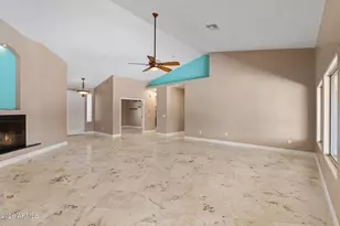 8841 W Port Royale Ln, Peoria, AZ 85381 - Photo 20