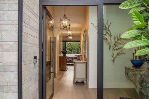 6863 E Joshua Tree Ln, Paradise Valley, AZ 85253 - Photo 1