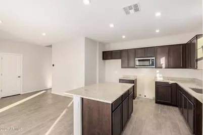 19320 N Diego Way, Maricopa, AZ 85138 - Photo 6