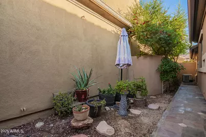 3422 E Pyrenees Pass, Phoenix, AZ 85018 - Photo 42
