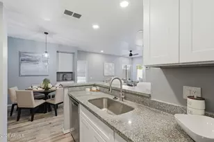 2035 S Elm St, Tempe, AZ 85282 - Photo 10