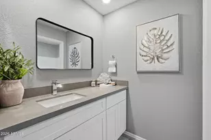 2035 S Elm St, Tempe, AZ 85282 - Photo 26