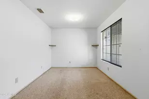 3042 W Rose Garden Ln, Phoenix, AZ 85027 - Photo 8